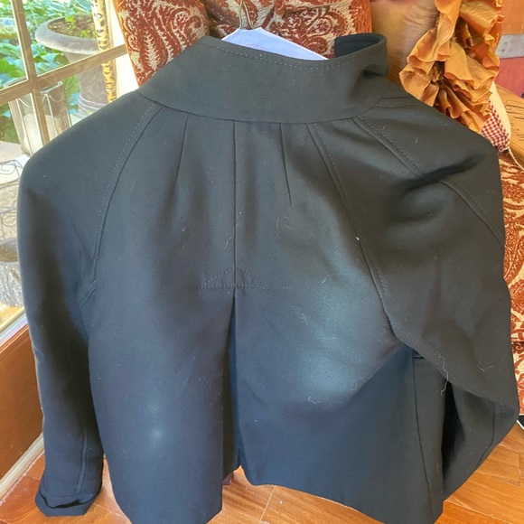 Banana republic short jacket. - Picture 2 of 3